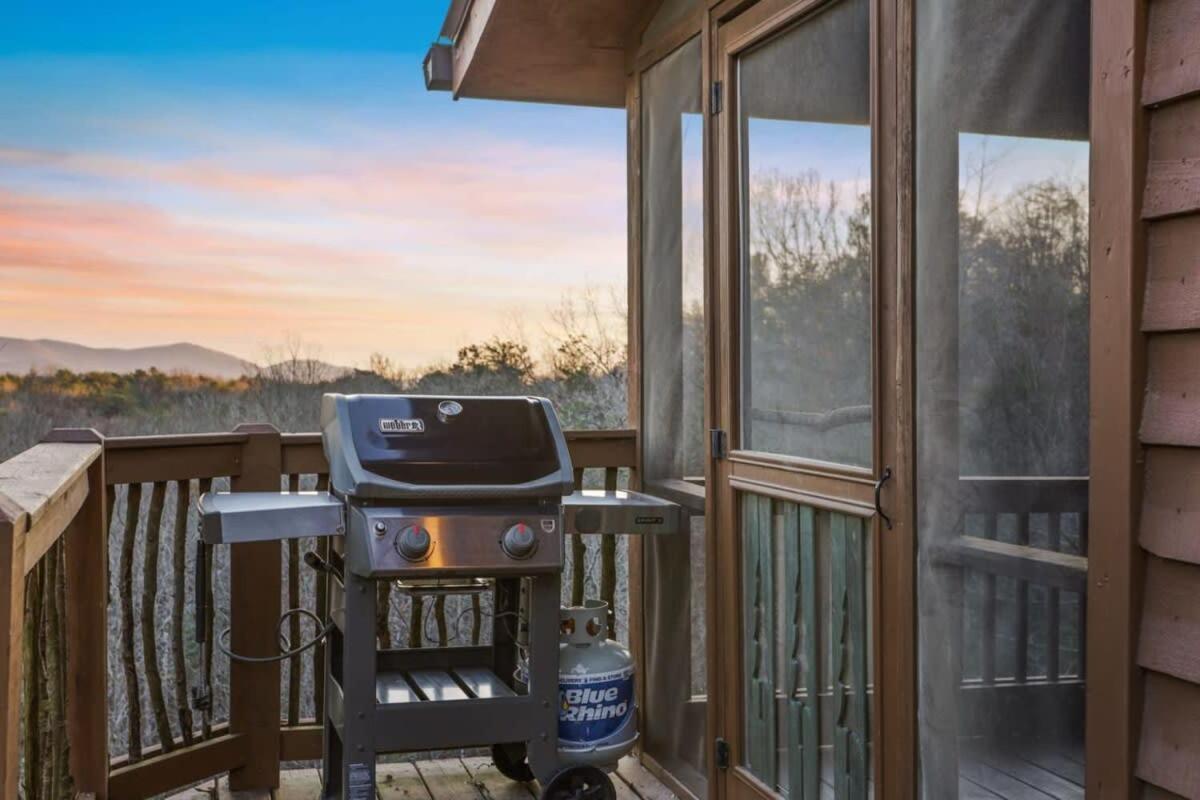 Mountain Views Hot Tub Firepit Close To Town Blue Ridge Exteriör bild