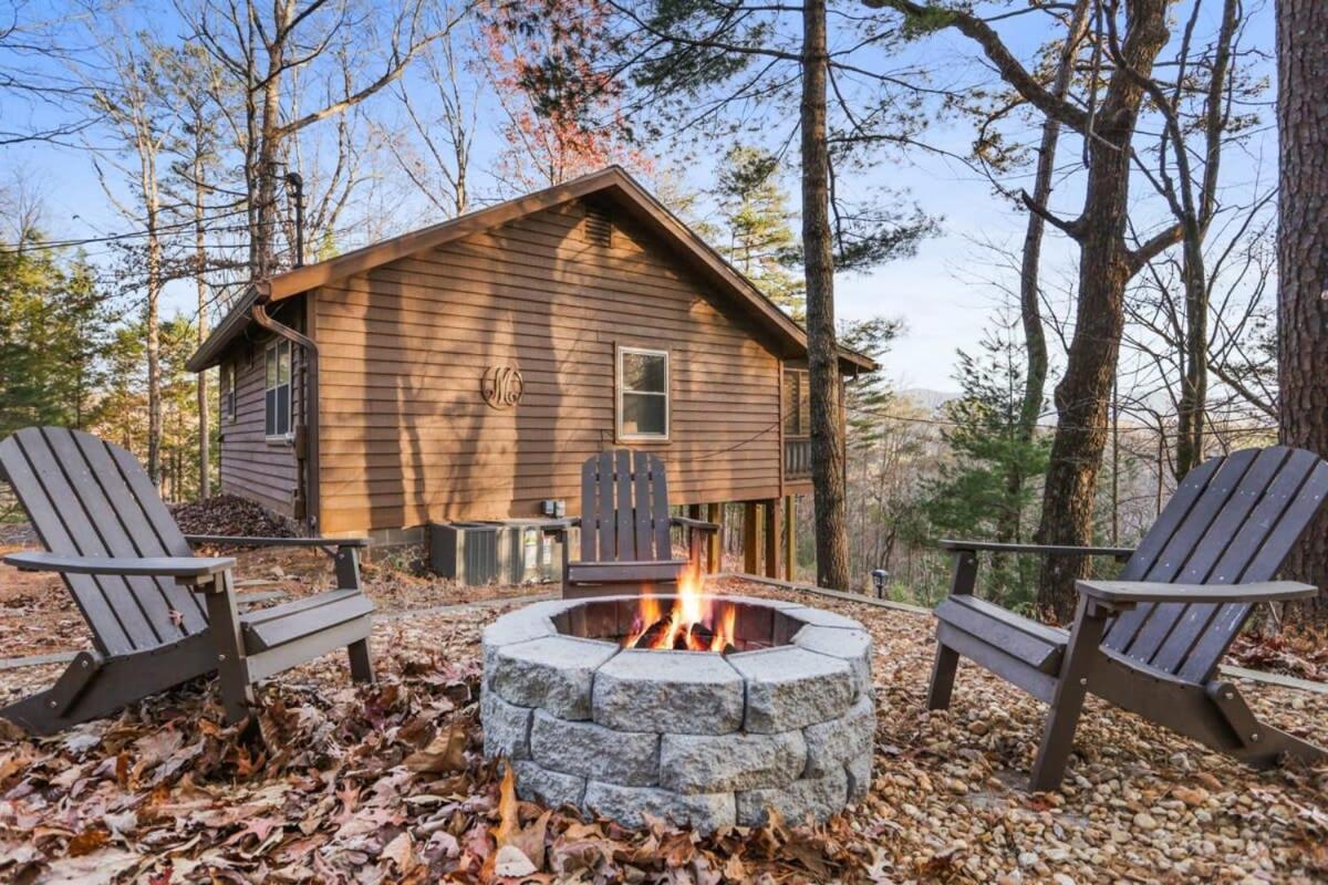 Mountain Views Hot Tub Firepit Close To Town Blue Ridge Exteriör bild