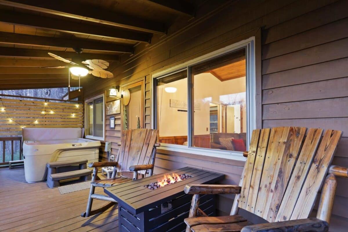 Mountain Views Hot Tub Firepit Close To Town Blue Ridge Exteriör bild